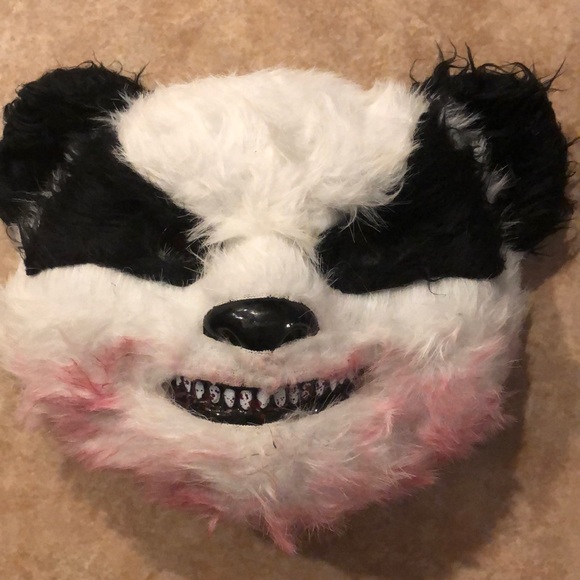 Halloween mask - Picture 1 of 3